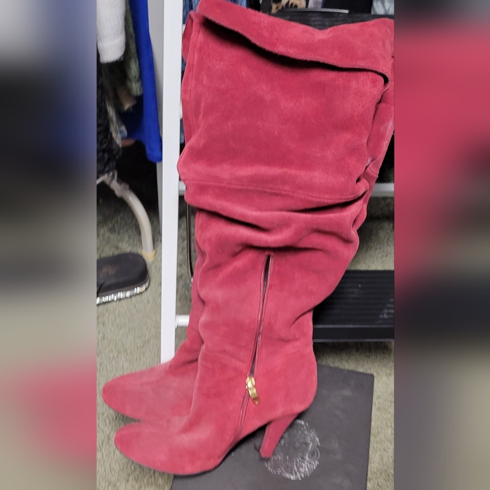 SUEDE BOOTS.